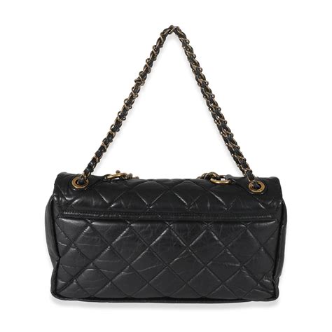 chanel pondicherry medium flap bag